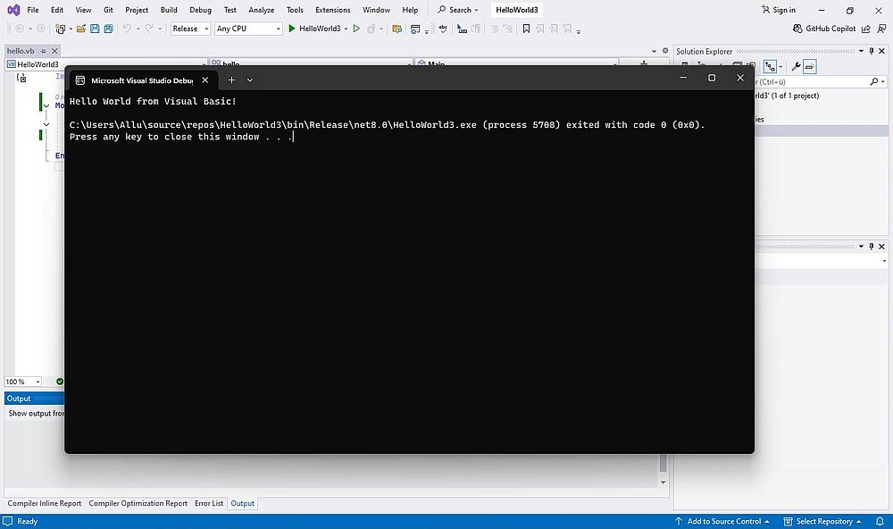 Visual Studio 2022 on Windows 11 - Simple VB project: Successful execution in Visual Studio Debugging Console